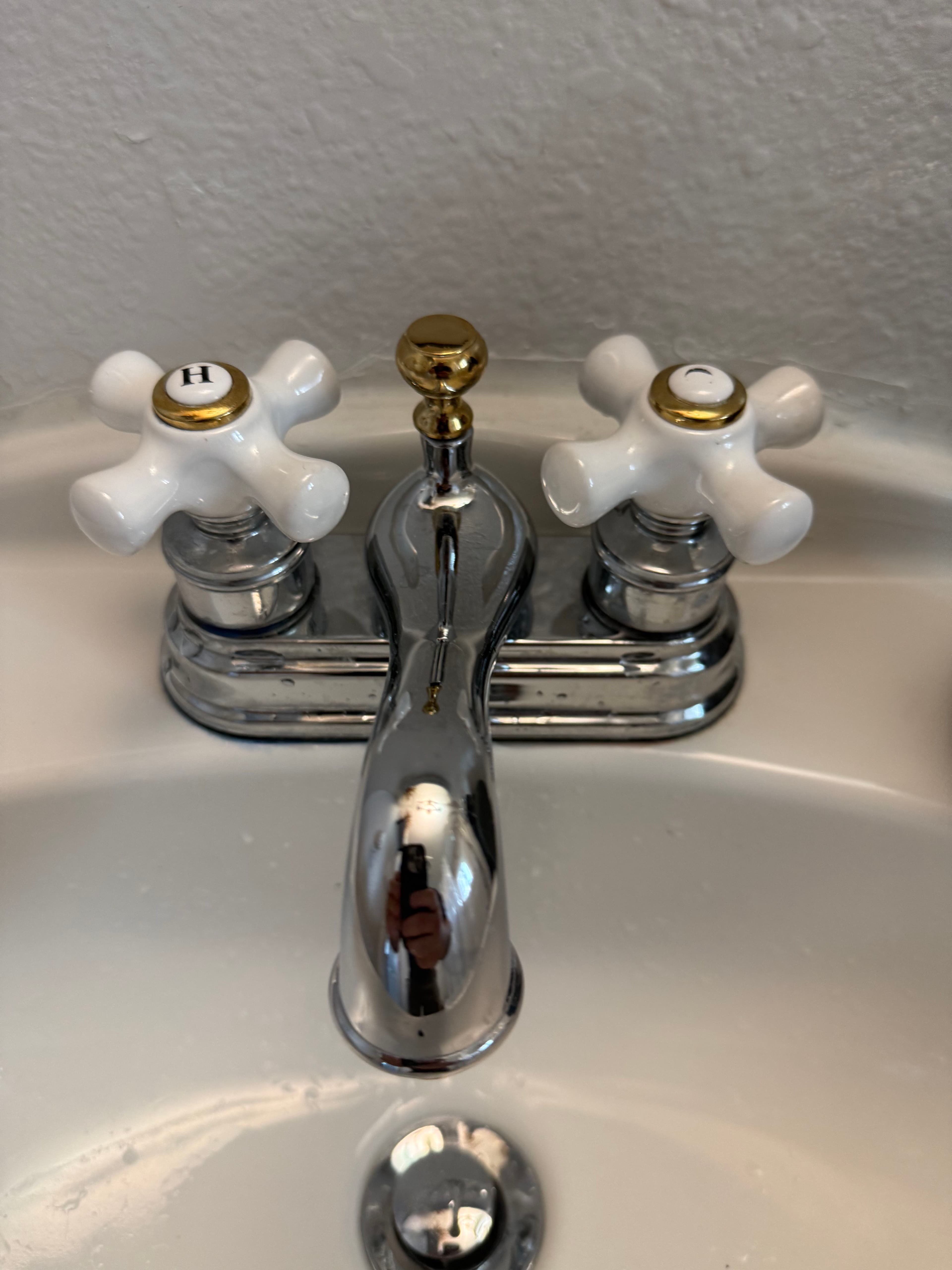 Project Bathroom Odor Traced to an Unused Tub - Here's What We Found image