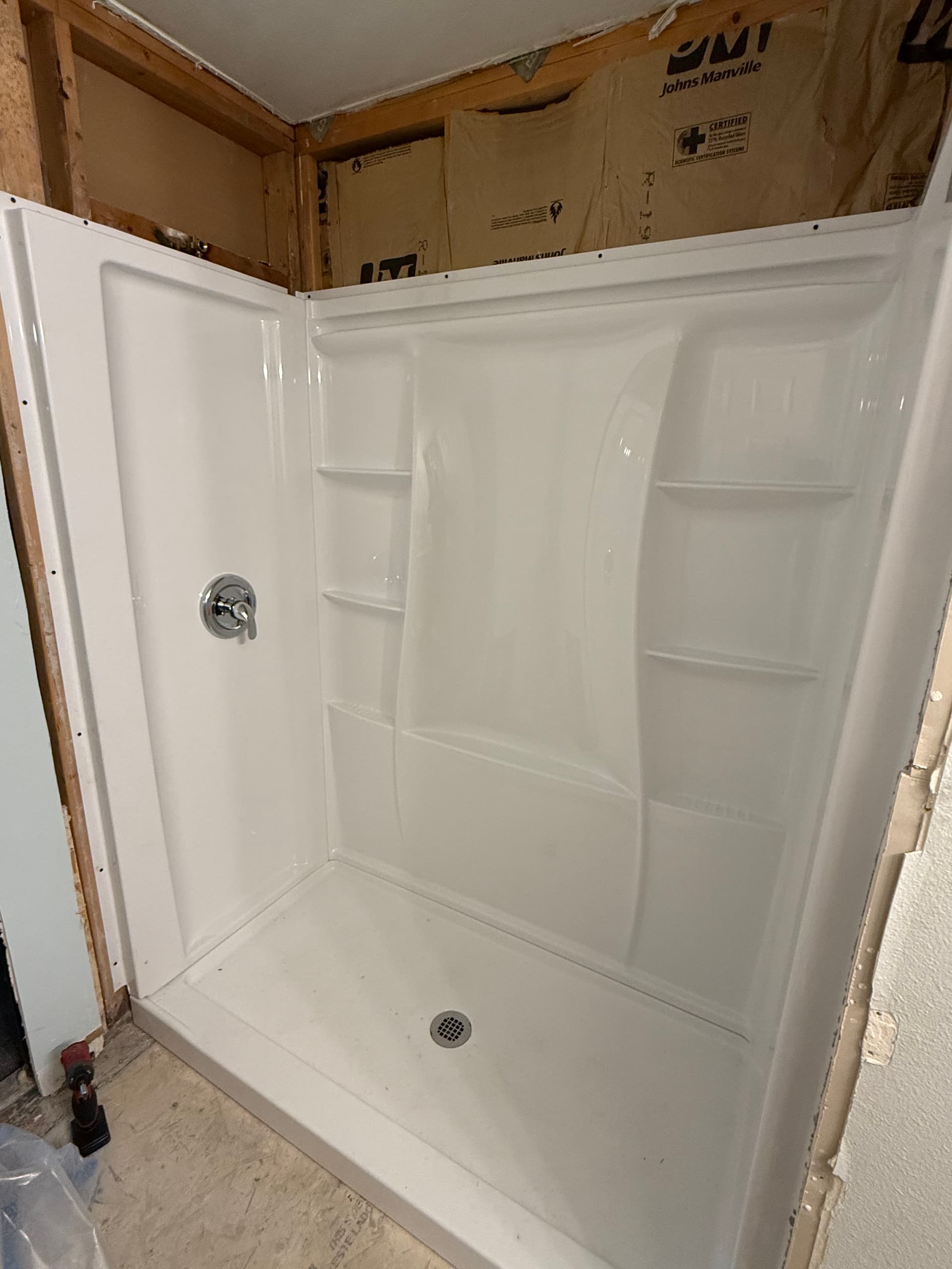 Gallery photos for Puyallup Shower Leak Traced to Failed Tile Surround and Fixed Right: Image #4
