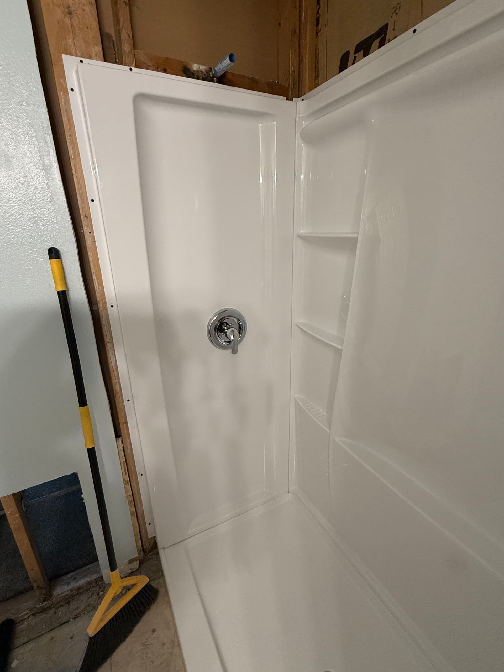 Gallery photos for Puyallup Shower Leak Traced to Failed Tile Surround and Fixed Right: Image #5