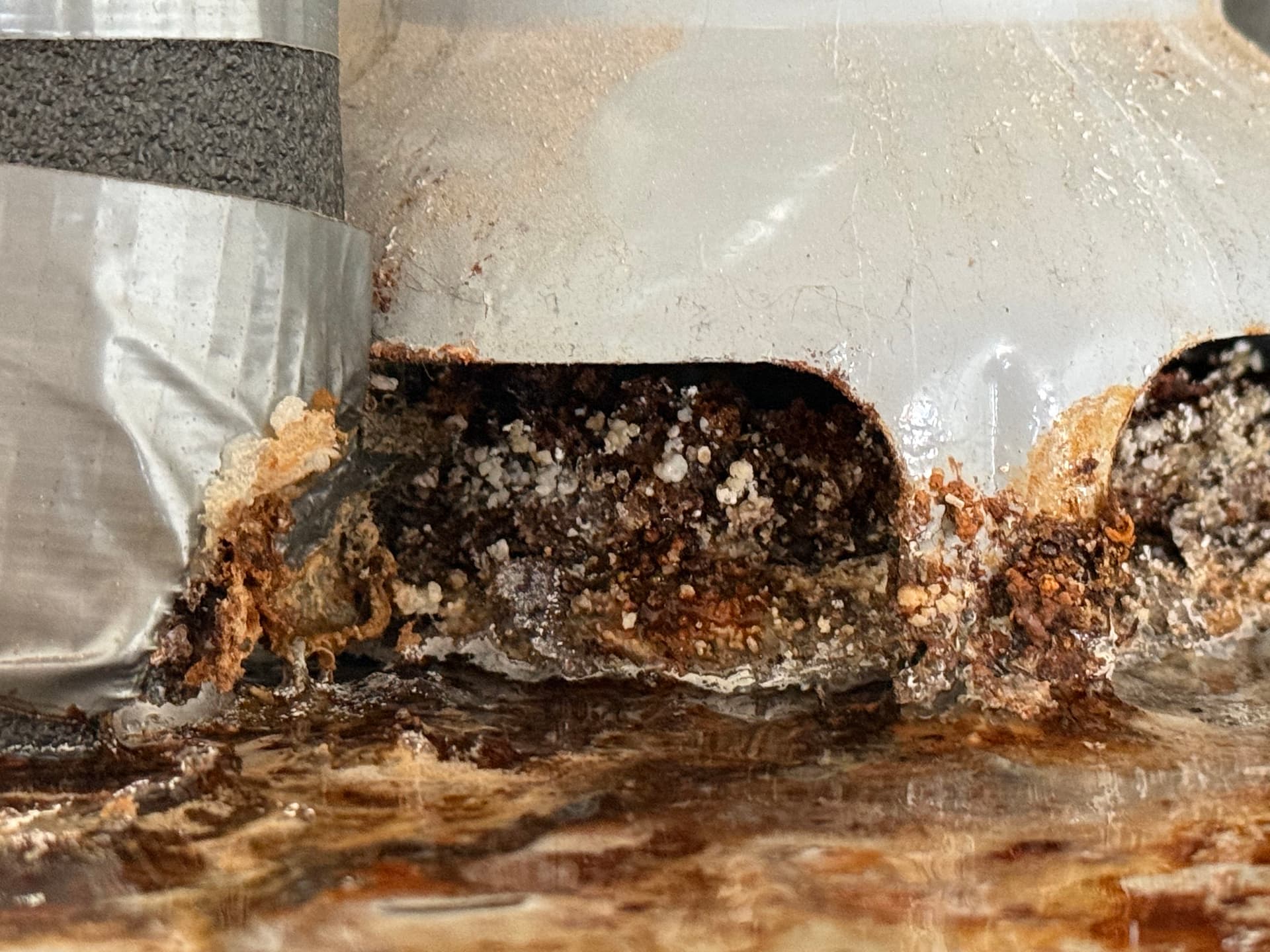 Gallery photos for When a Water Heater Fails This Bad It Takes Everything With It: Image #2