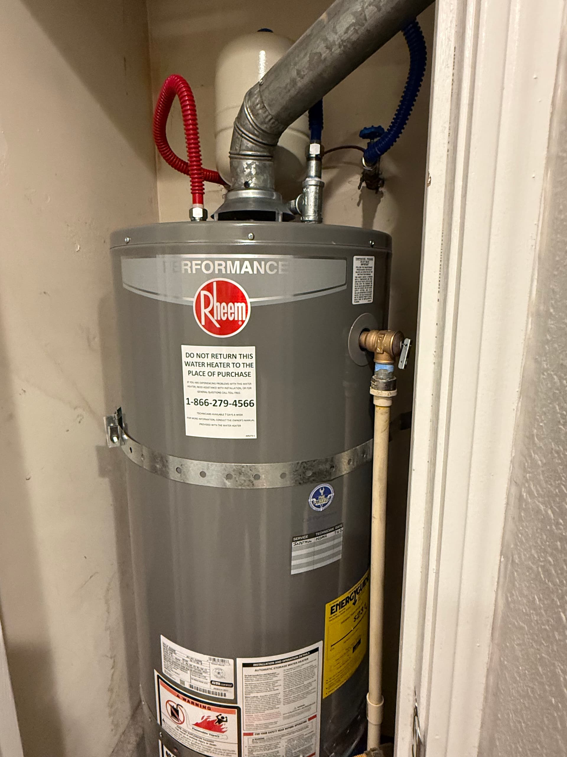 Gallery photos for After-Hours Gas Water Heater Replacement in Puyallup: Image #2
